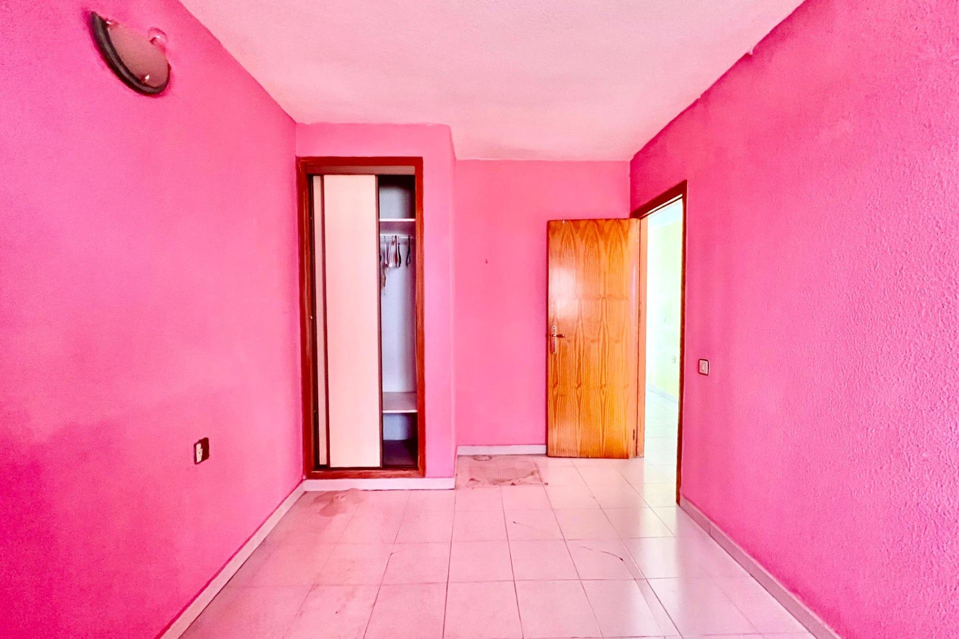 Resale - Apartment - Torrevieja - Playa del cura