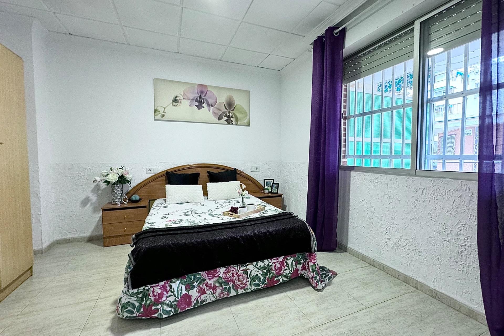 Resale - Apartment - Torrevieja - Playa del Cura