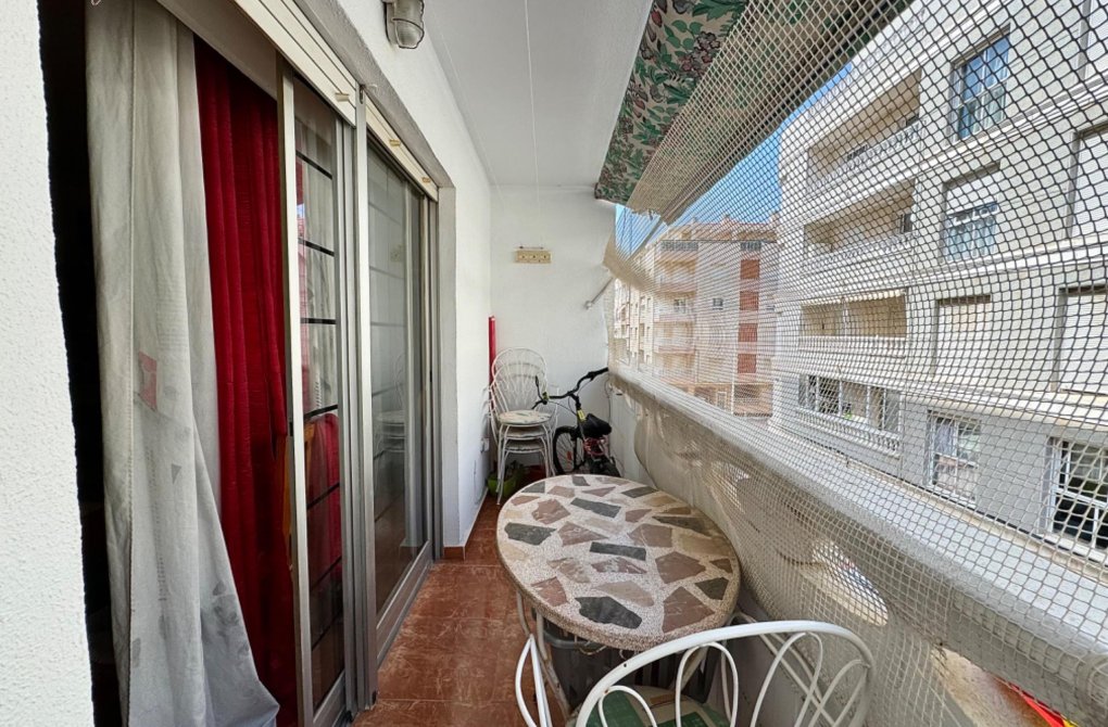 Resale - Apartment - Torrevieja - Playa del Cura