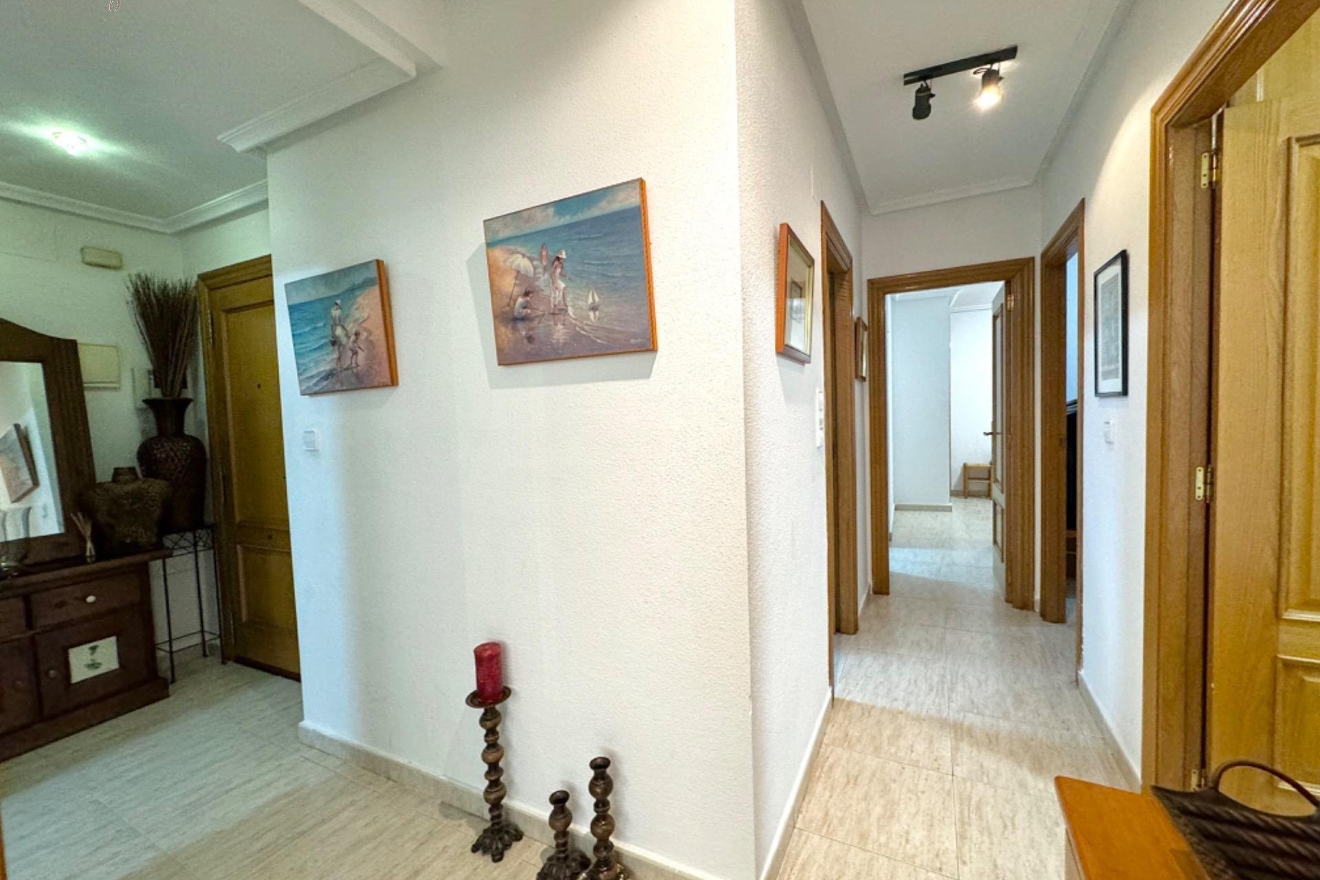 Resale - Apartment - Torrevieja - Playa del Cura