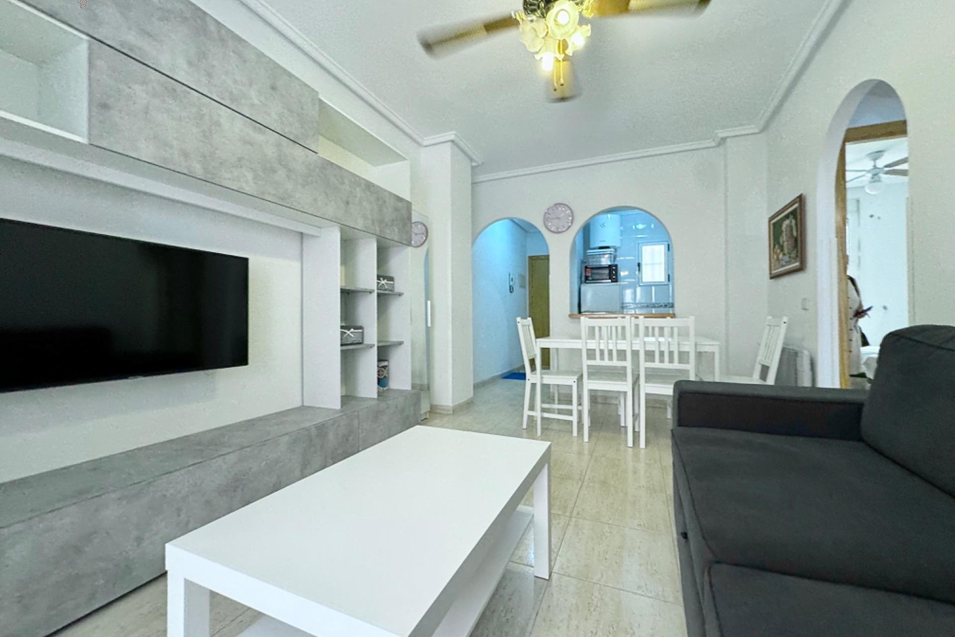 Resale - Apartment - Torrevieja - Playa del cura