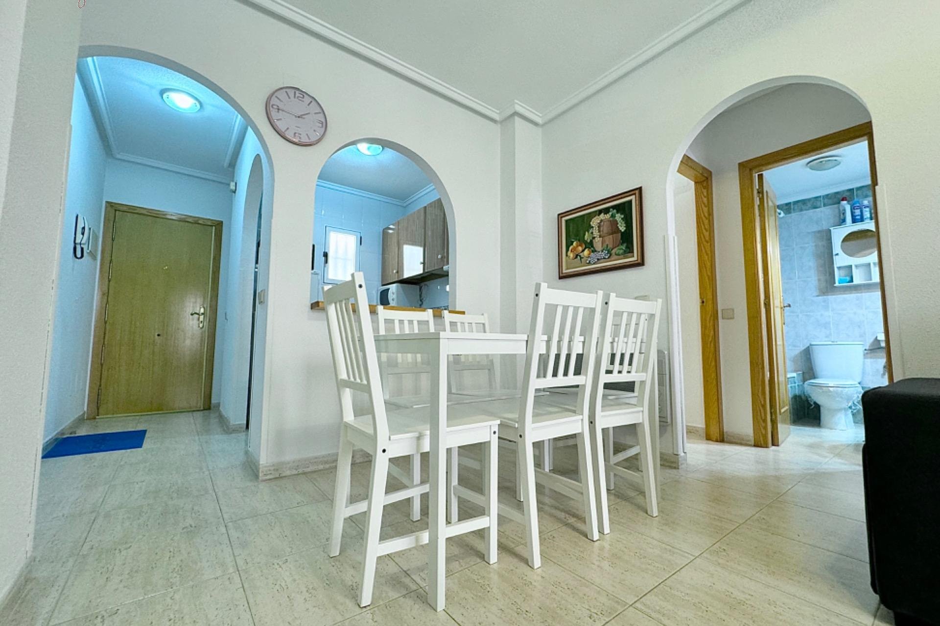 Resale - Apartment - Torrevieja - Playa del cura