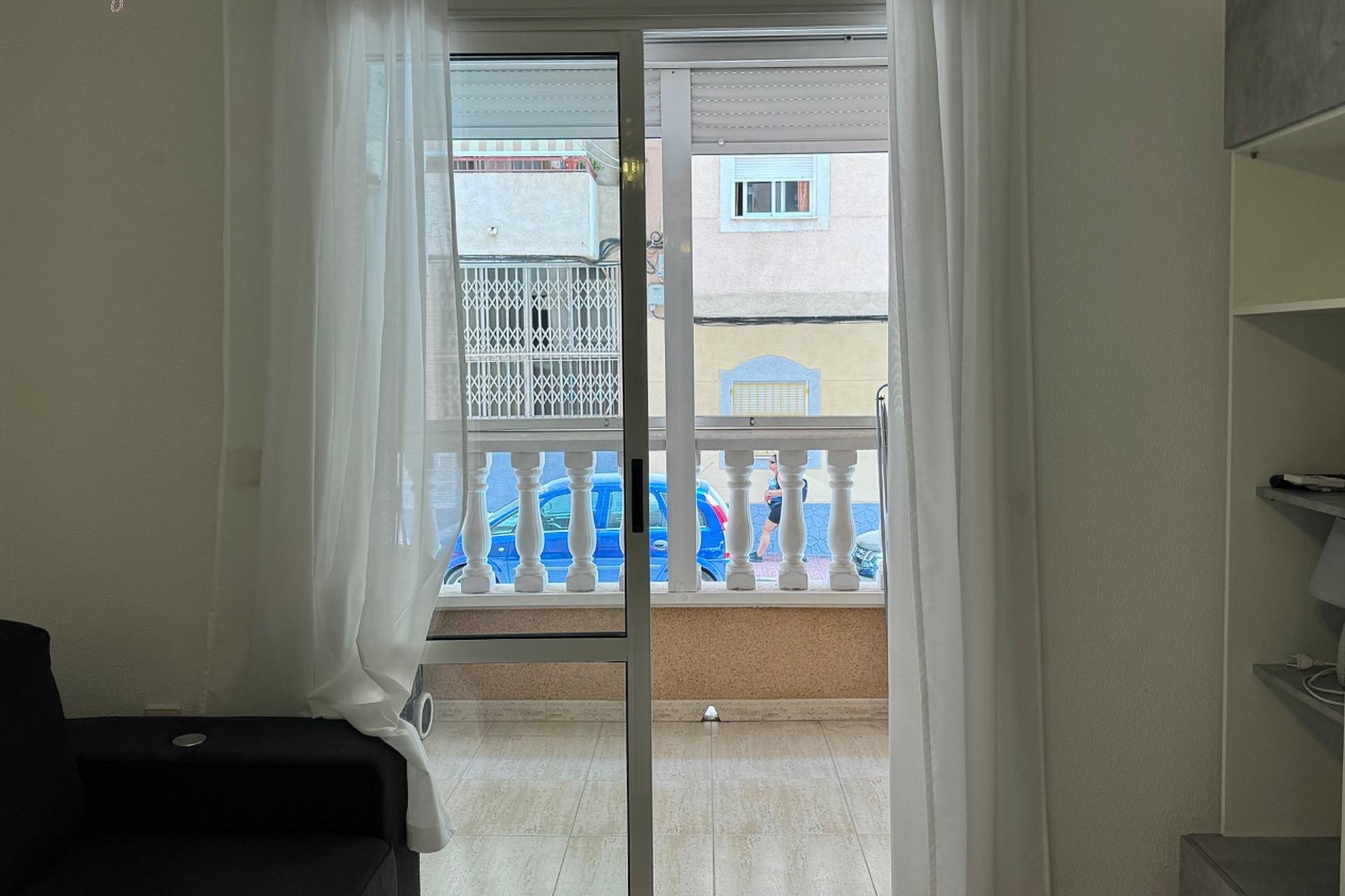 Resale - Apartment - Torrevieja - Playa del cura