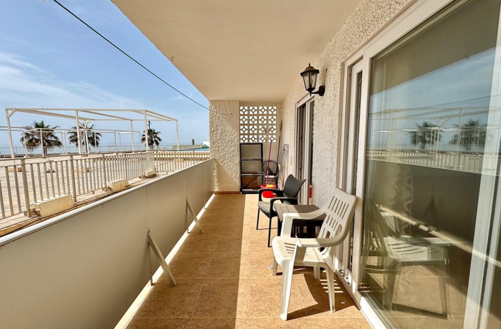 Resale - Apartment - Torrevieja - Playa del cura