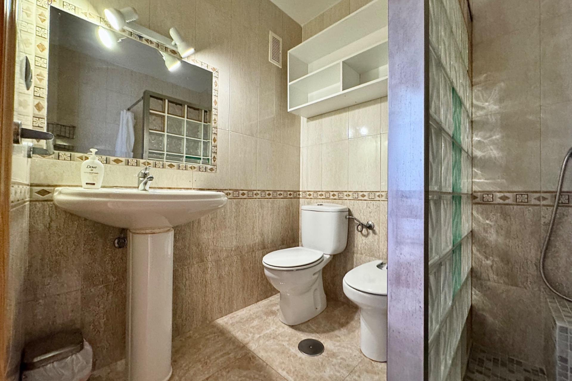 Resale - Apartment - Torrevieja - Playa del cura