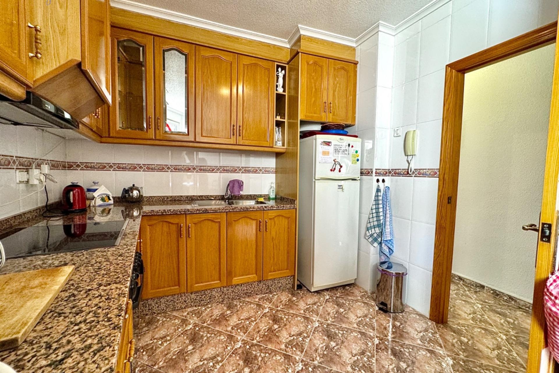 Resale - Apartment - Torrevieja - Playa del cura