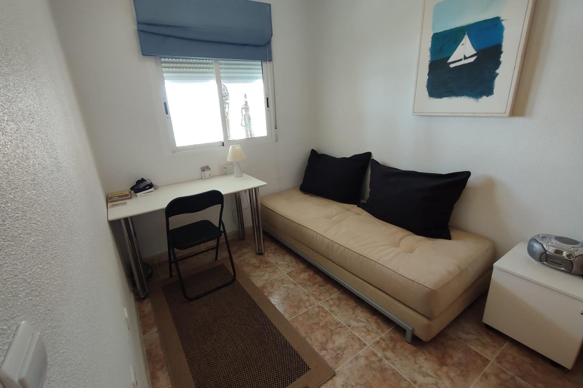 Resale - Apartment - Torrevieja - Playa del cura