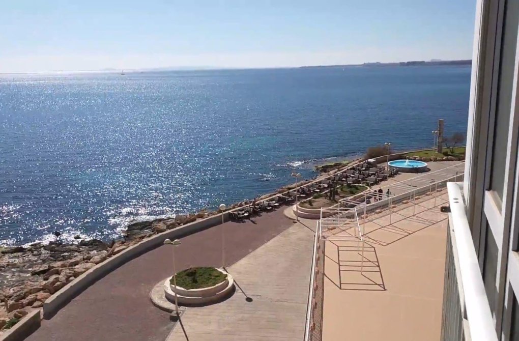 Resale - Apartment - Torrevieja - Playa del cura