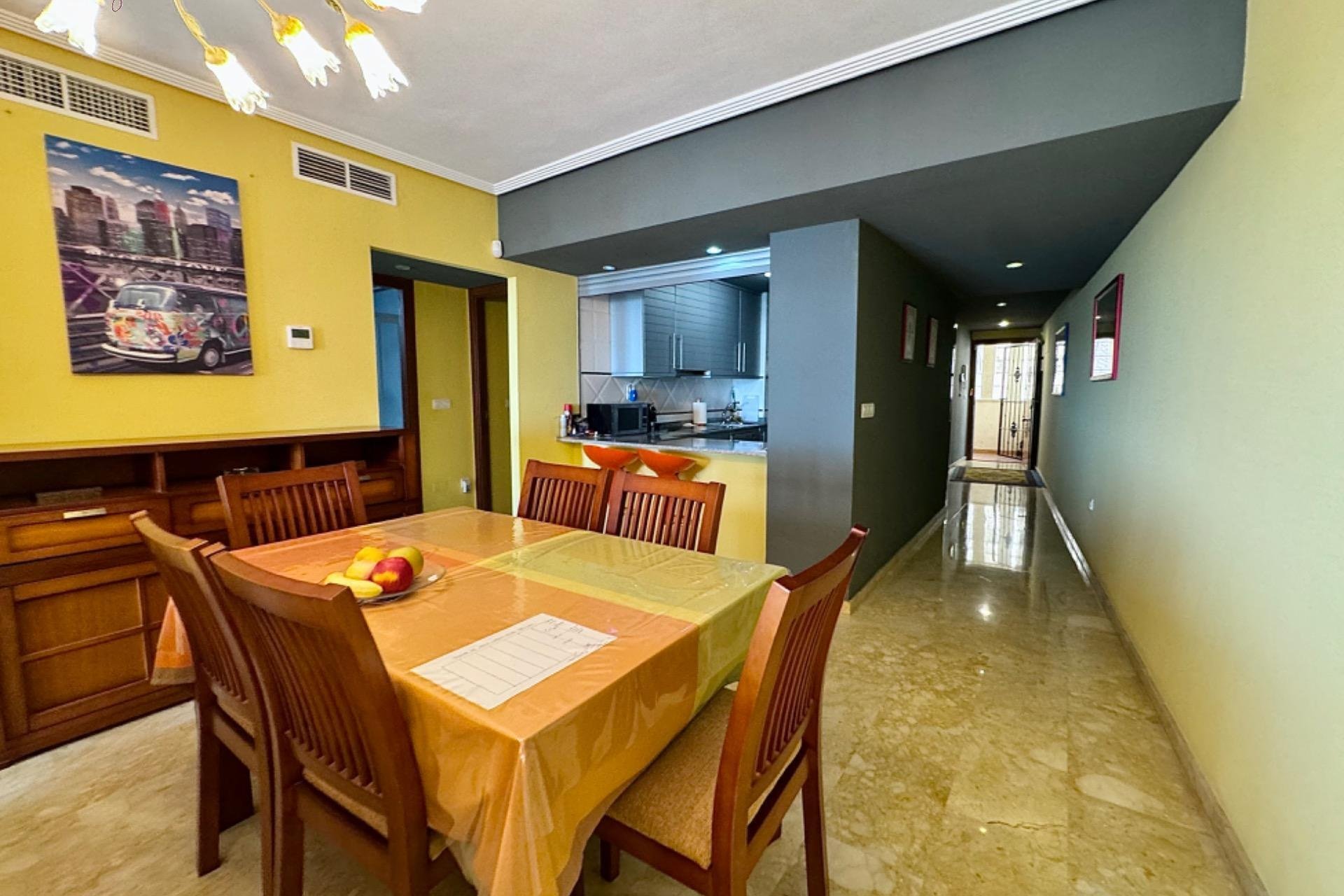 Resale - Apartment - Torrevieja - Playa del cura