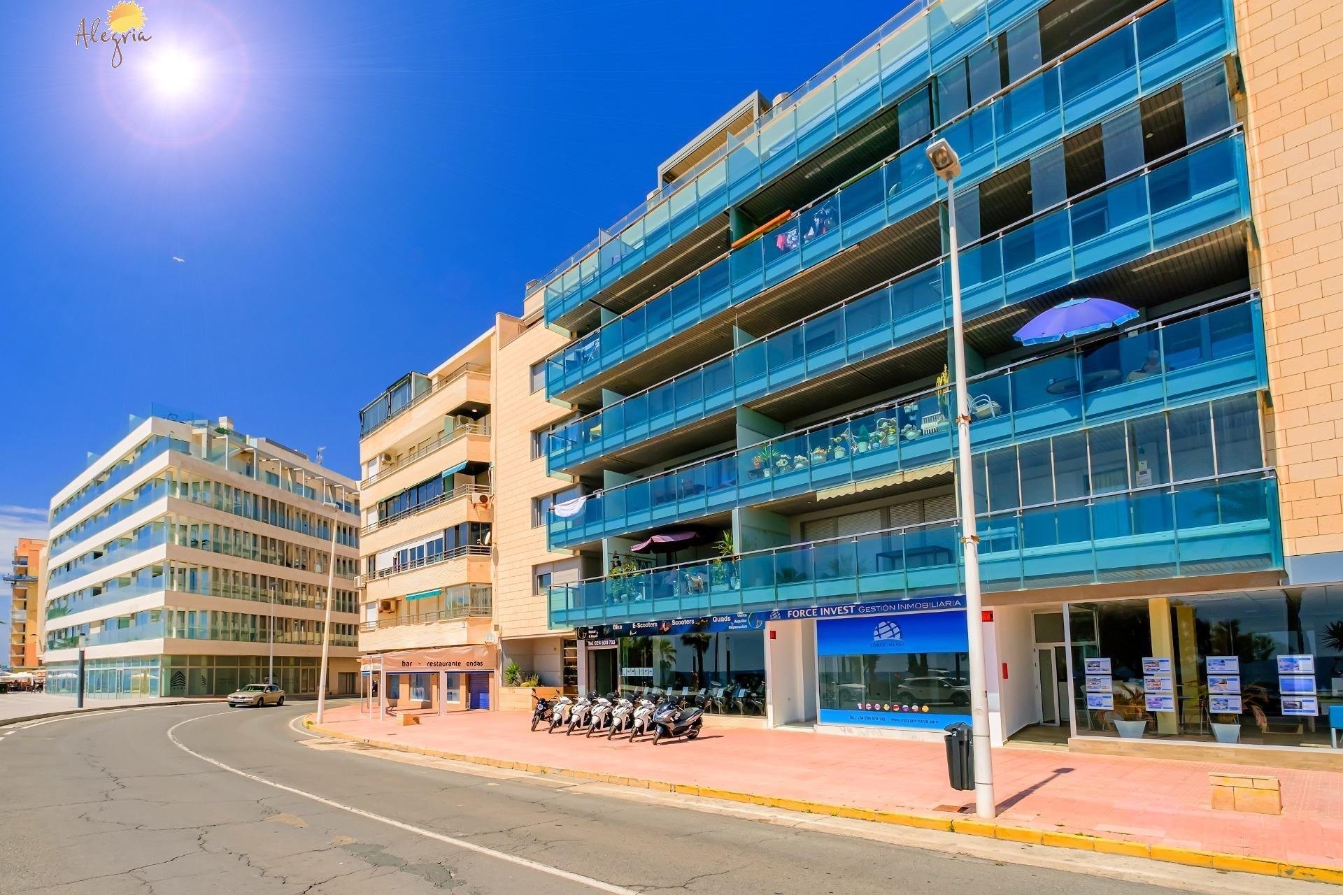 Resale - Apartment - Torrevieja - Playa del cura