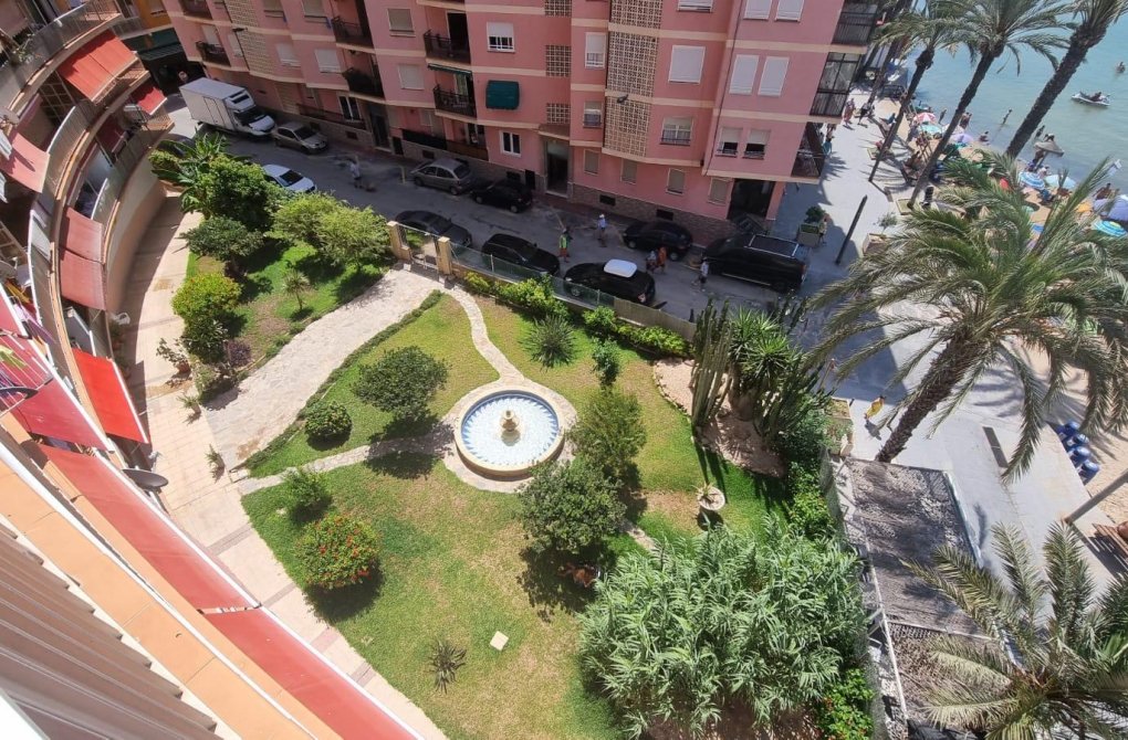 Resale - Apartment - Torrevieja - Playa del cura