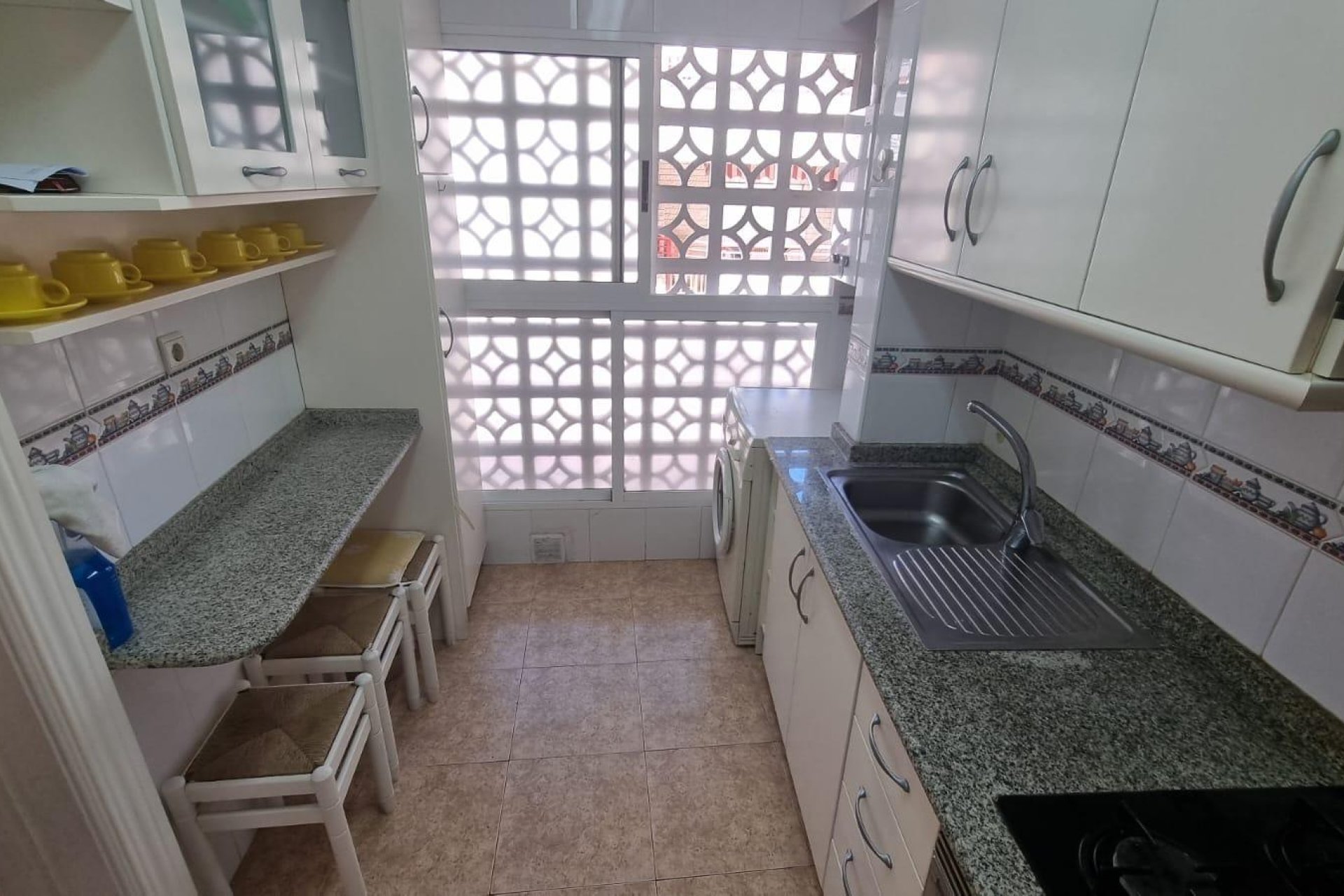 Resale - Apartment - Torrevieja - Playa del cura