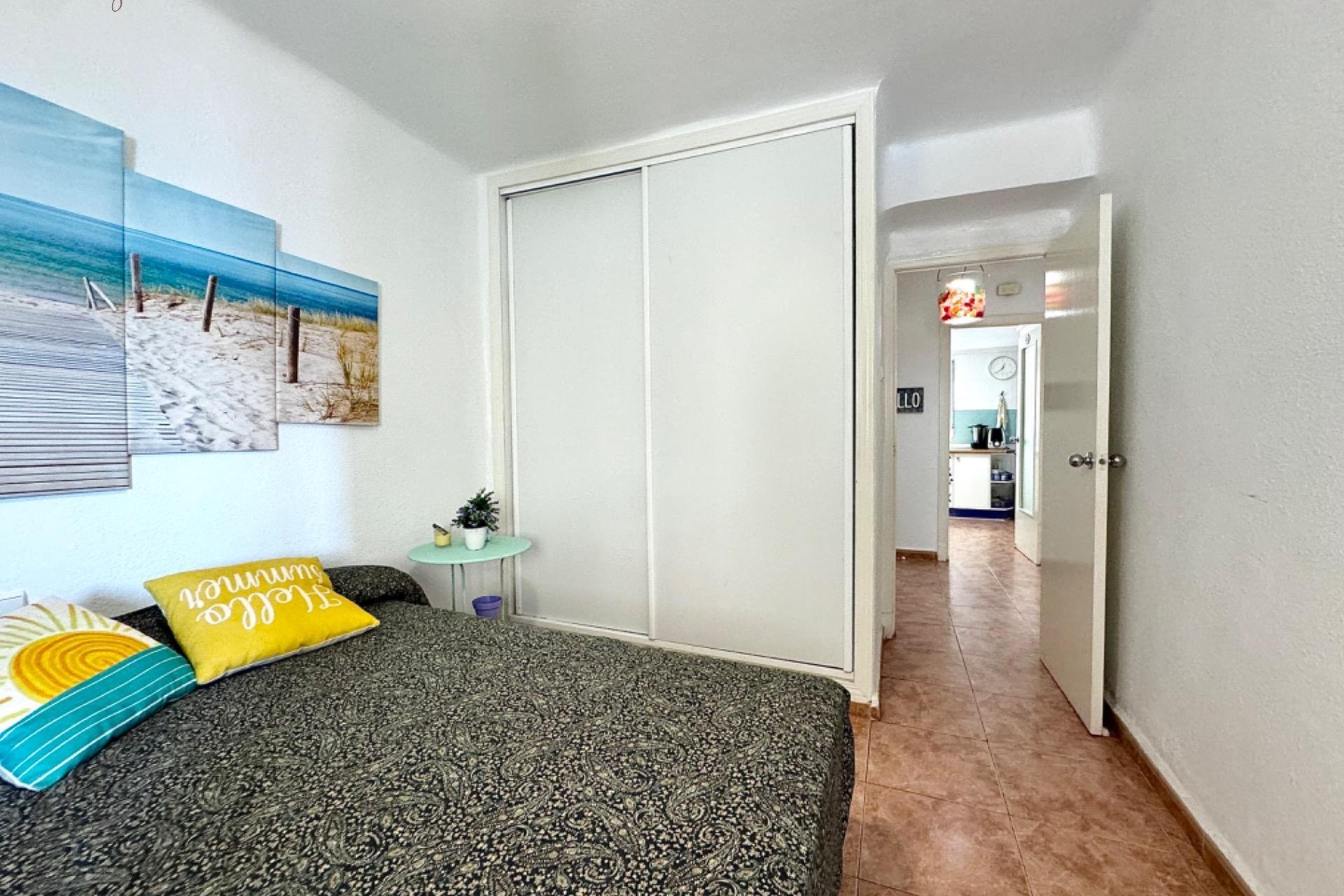 Resale - Apartment - Torrevieja - Playa del cura