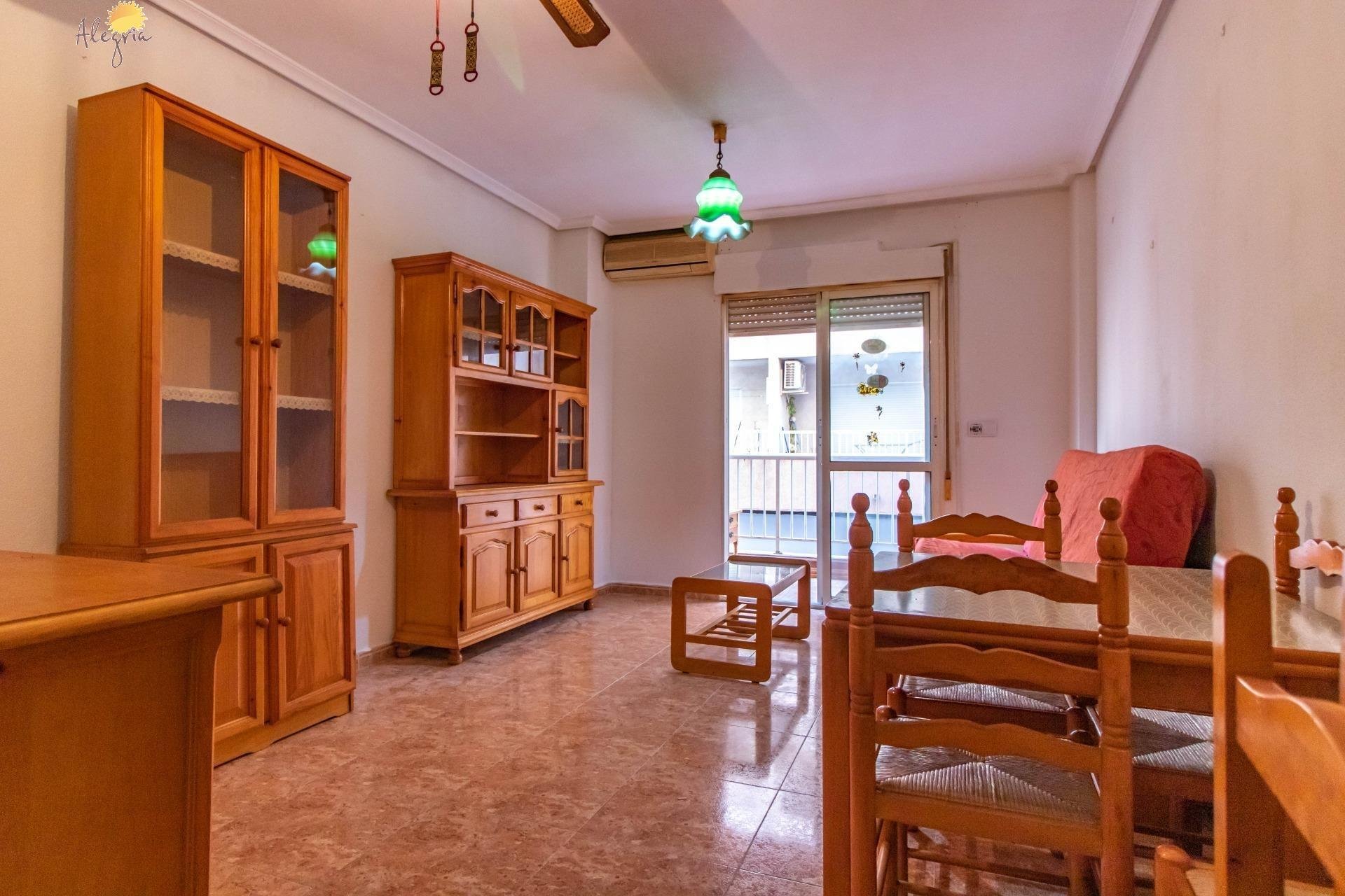 Resale - Apartment - Torrevieja - Playa del cura