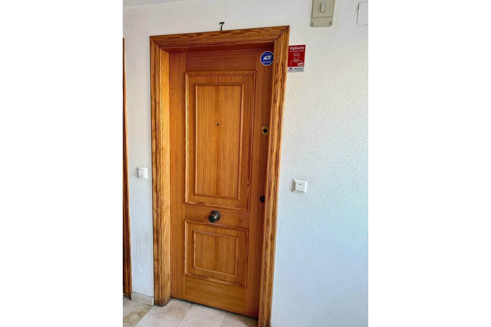 Resale - Apartment - Torrevieja - Playa del cura