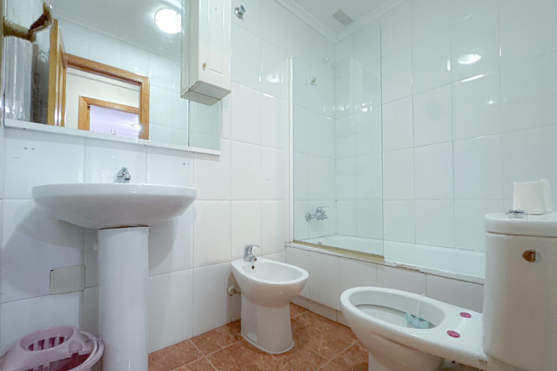 Resale - Apartment - Torrevieja - Playa del cura