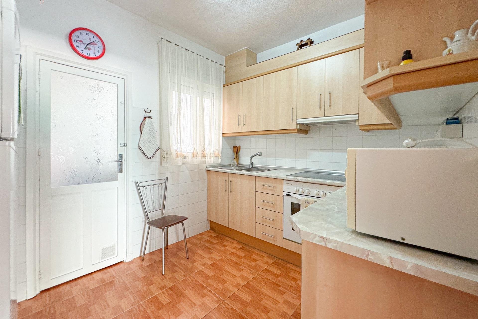 Resale - Apartment - Torrevieja - Playa del cura