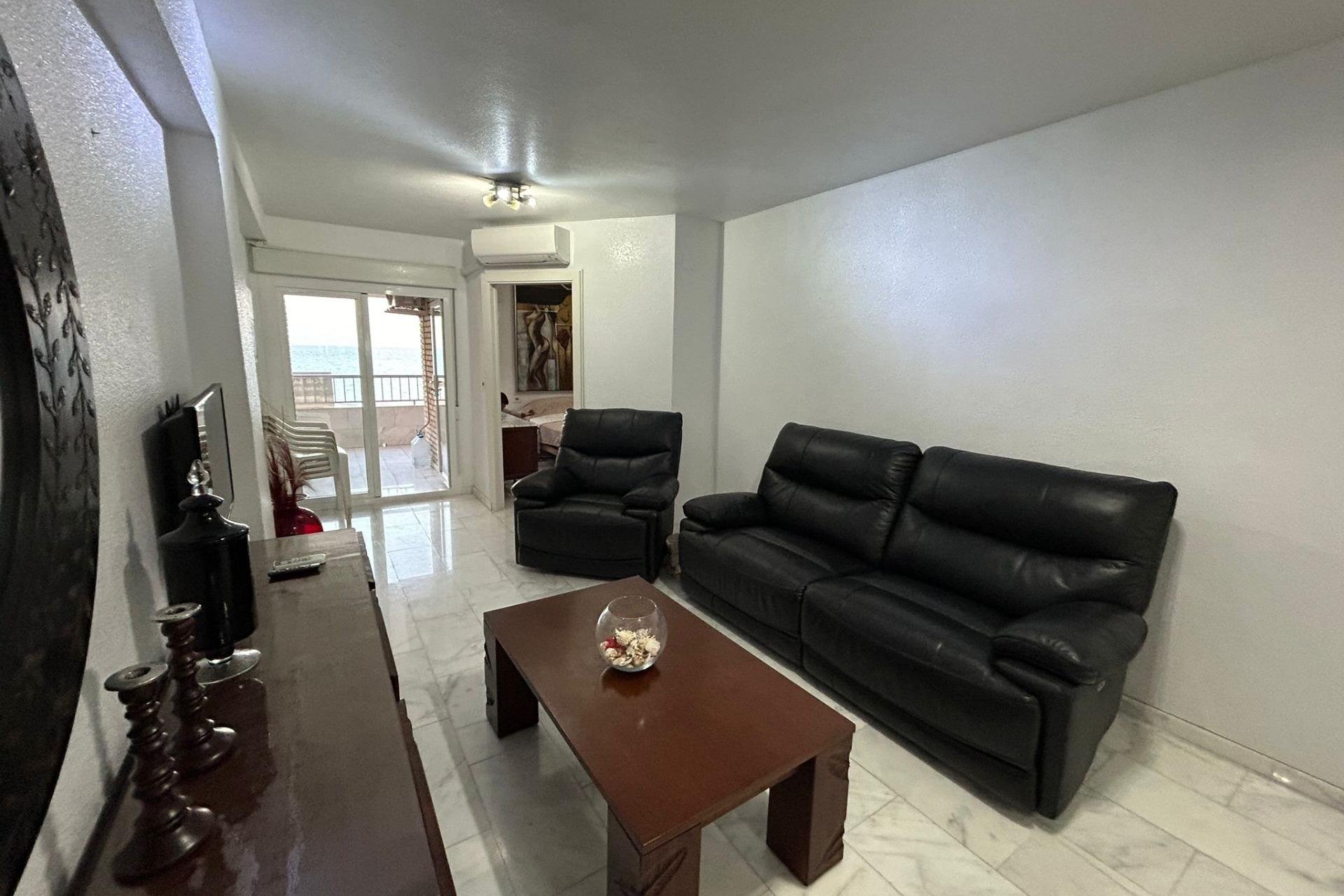 Resale - Apartment - Torrevieja - Playa del cura