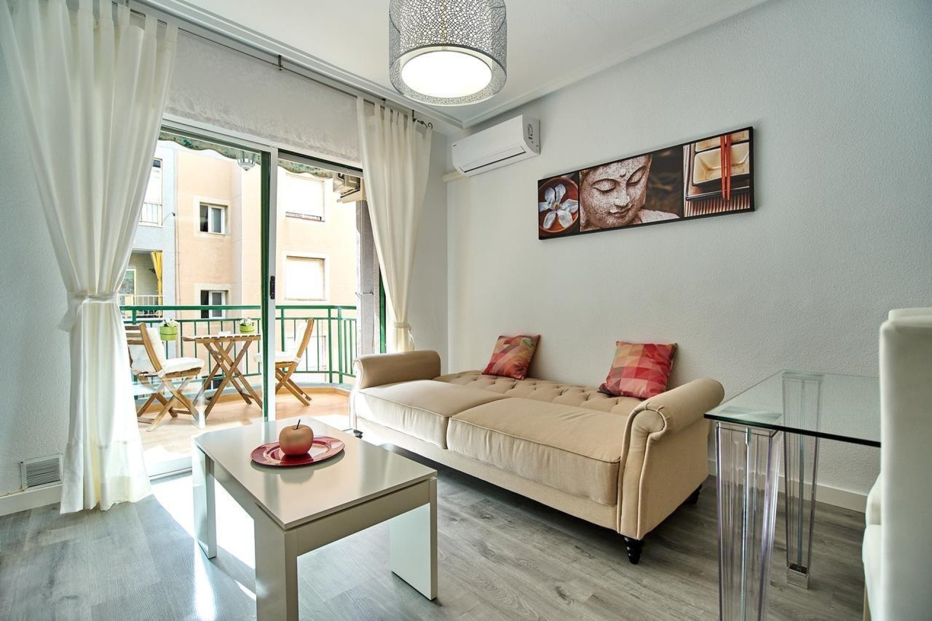 Resale - Apartment - Torrevieja - Playa del cura