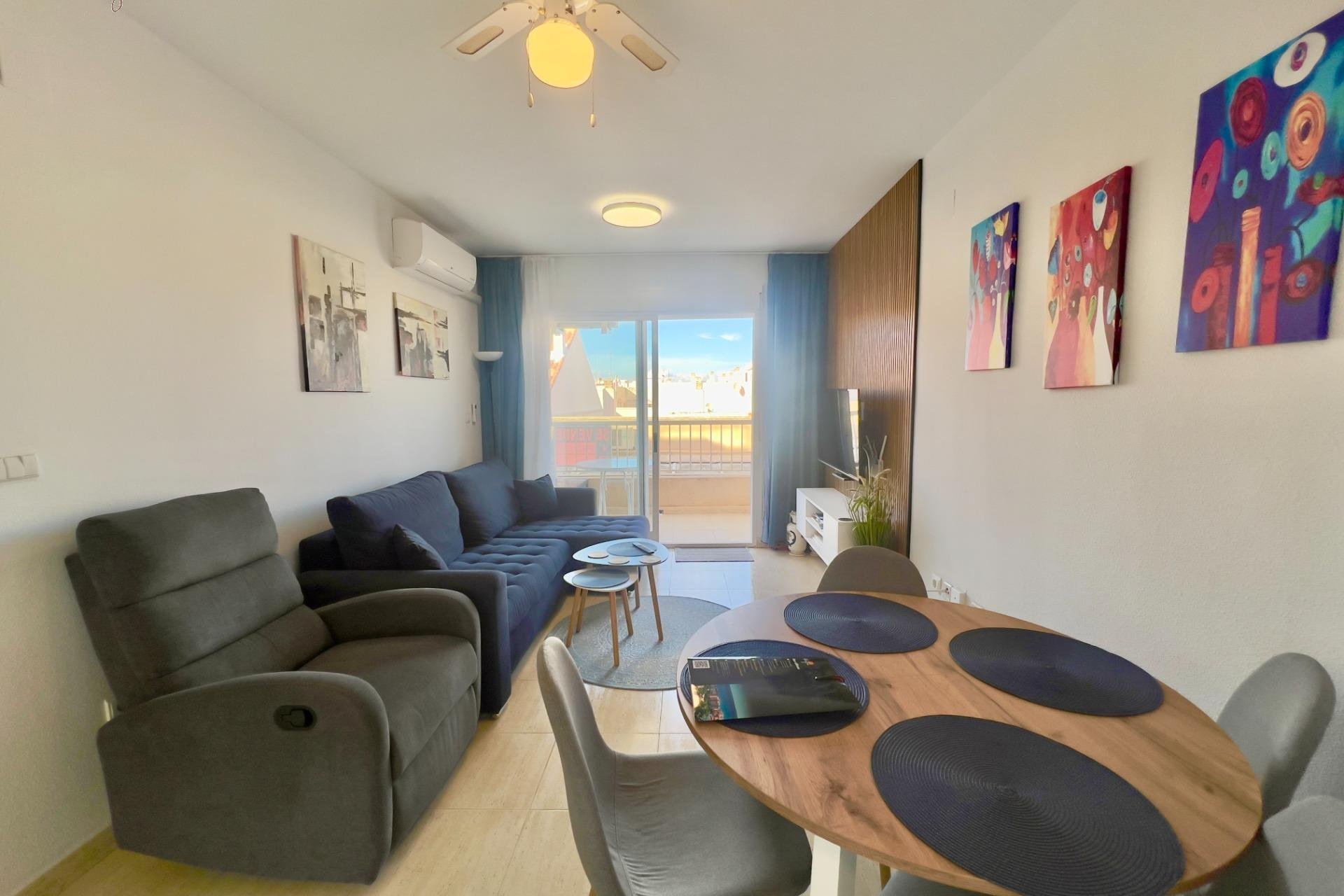 Resale - Apartment - Torrevieja - Playa del cura