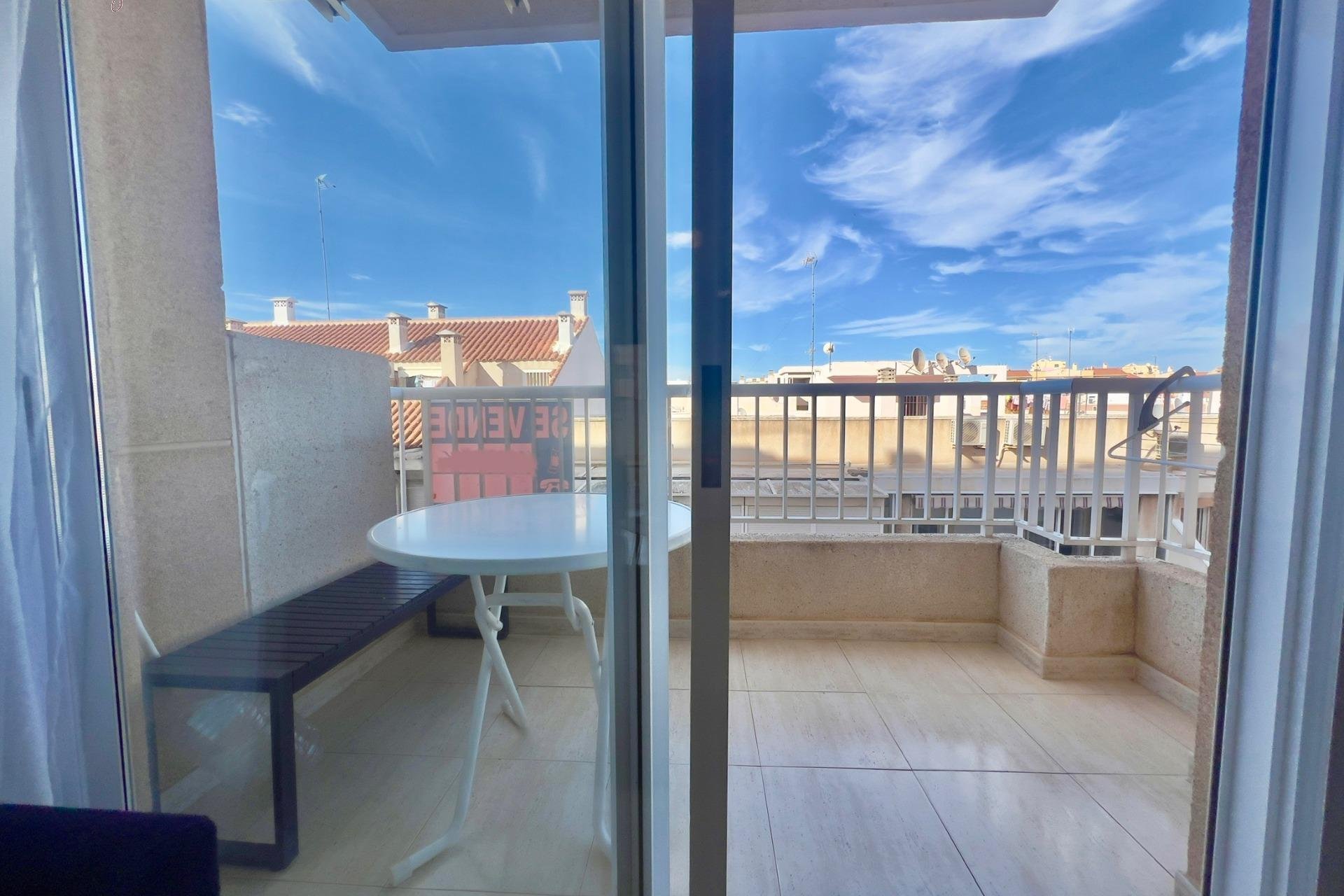 Resale - Apartment - Torrevieja - Playa del cura