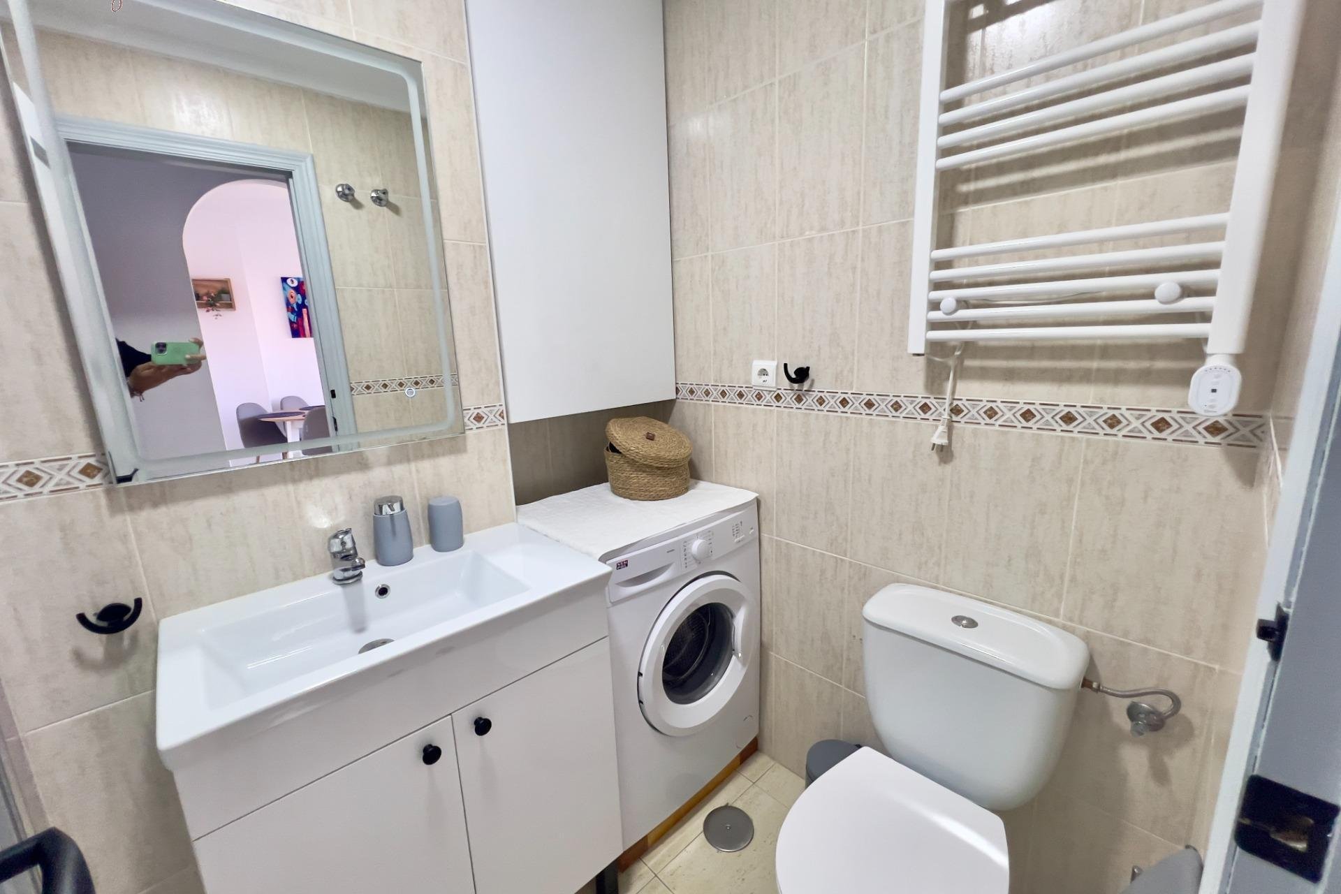 Resale - Apartment - Torrevieja - Playa del cura