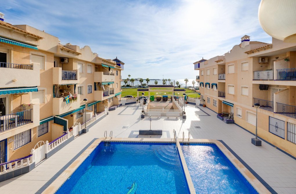 Resale - Apartment - Torrevieja - PLAYA NAUFRAGOS