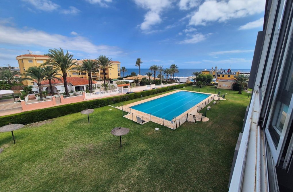 Resale - Apartment - Torrevieja - Punta prima