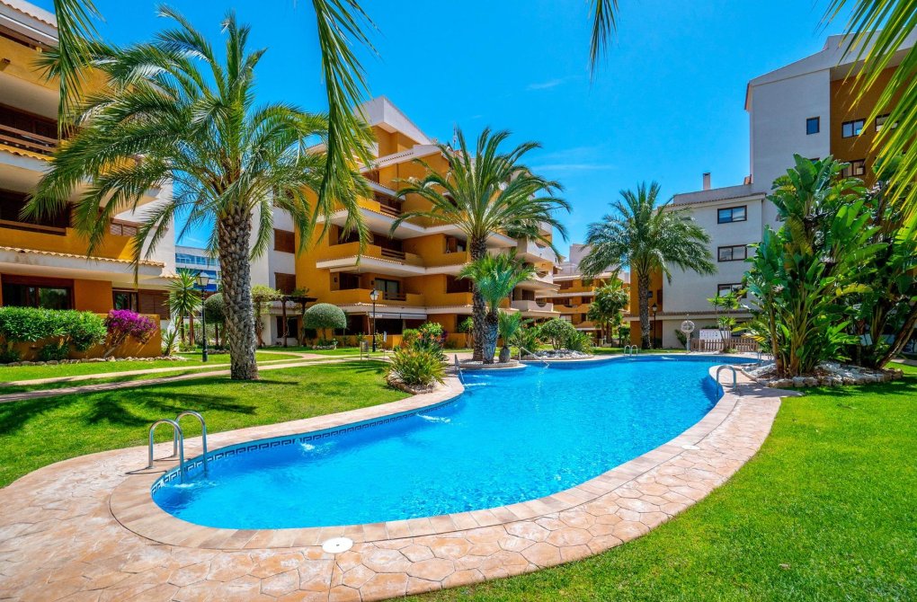 Resale - Apartment - Torrevieja - Punta prima