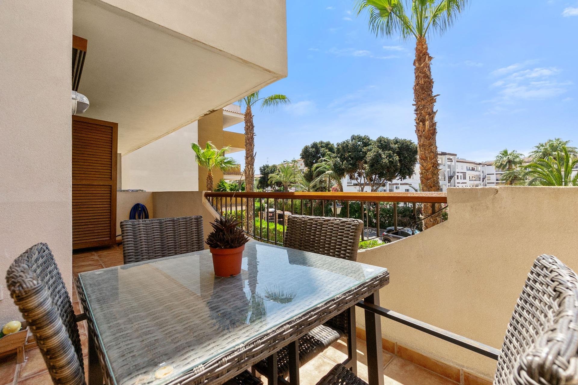 Resale - Apartment - Torrevieja - Punta prima