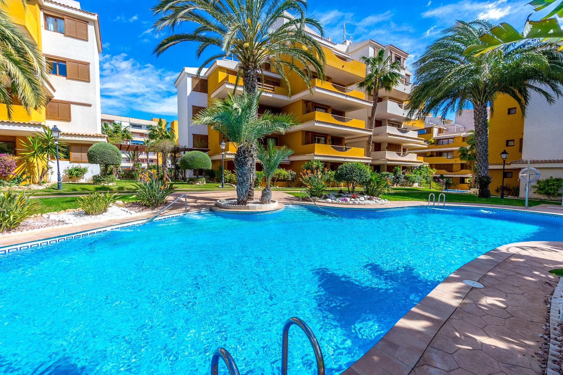 Resale - Apartment - Torrevieja - Punta prima