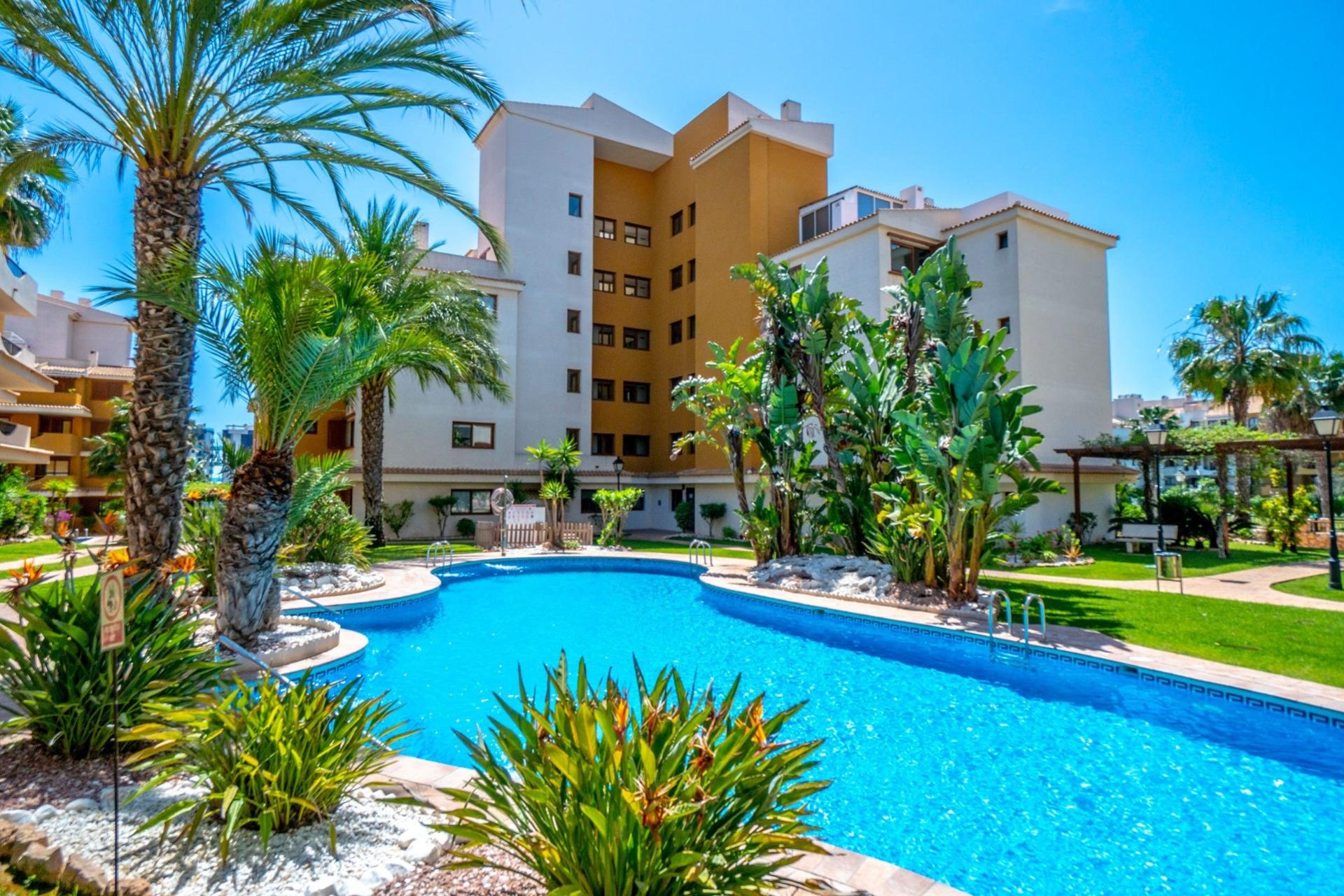 Resale - Apartment - Torrevieja - Punta prima