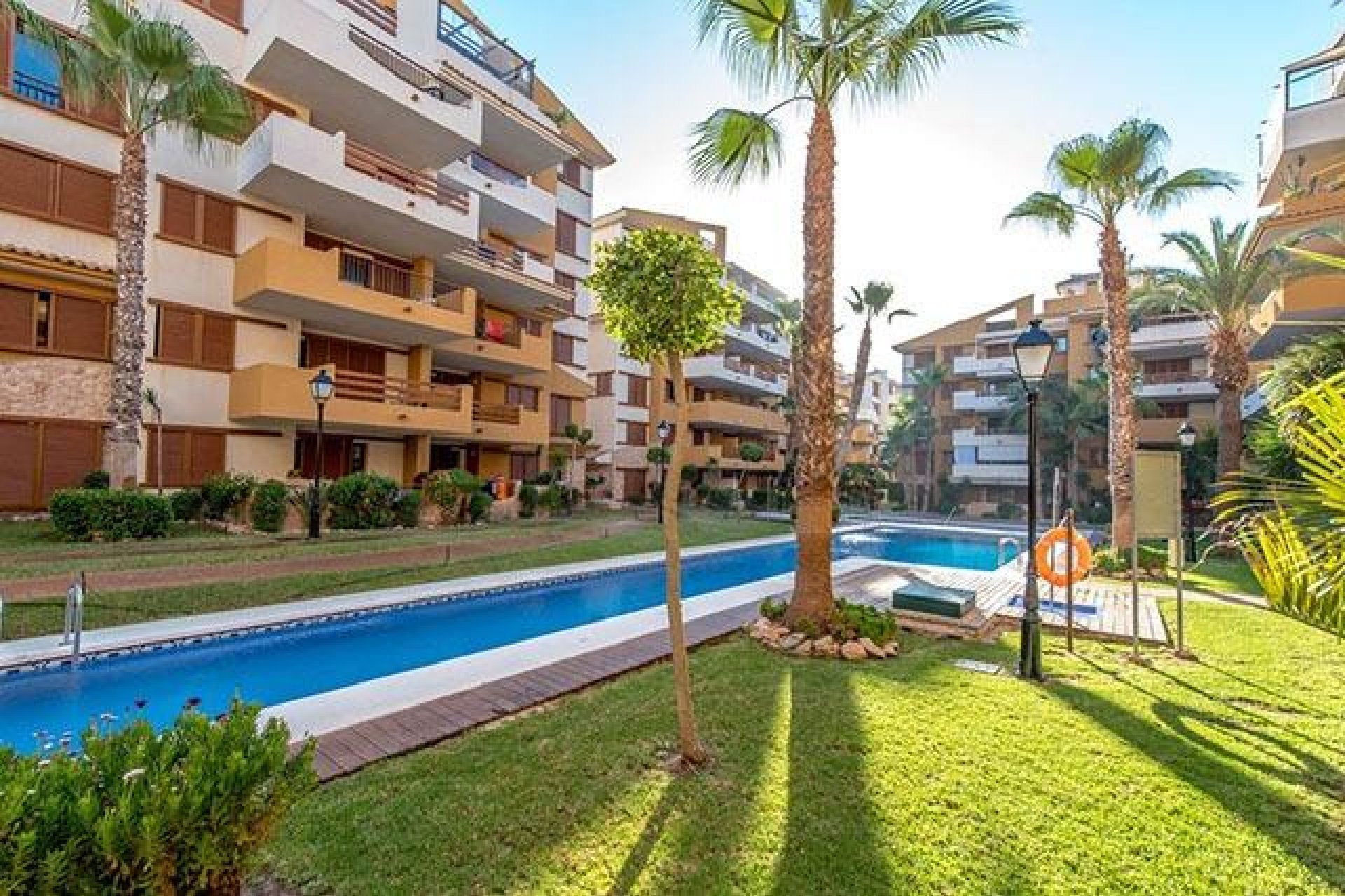 Resale - Apartment - Torrevieja - Punta prima