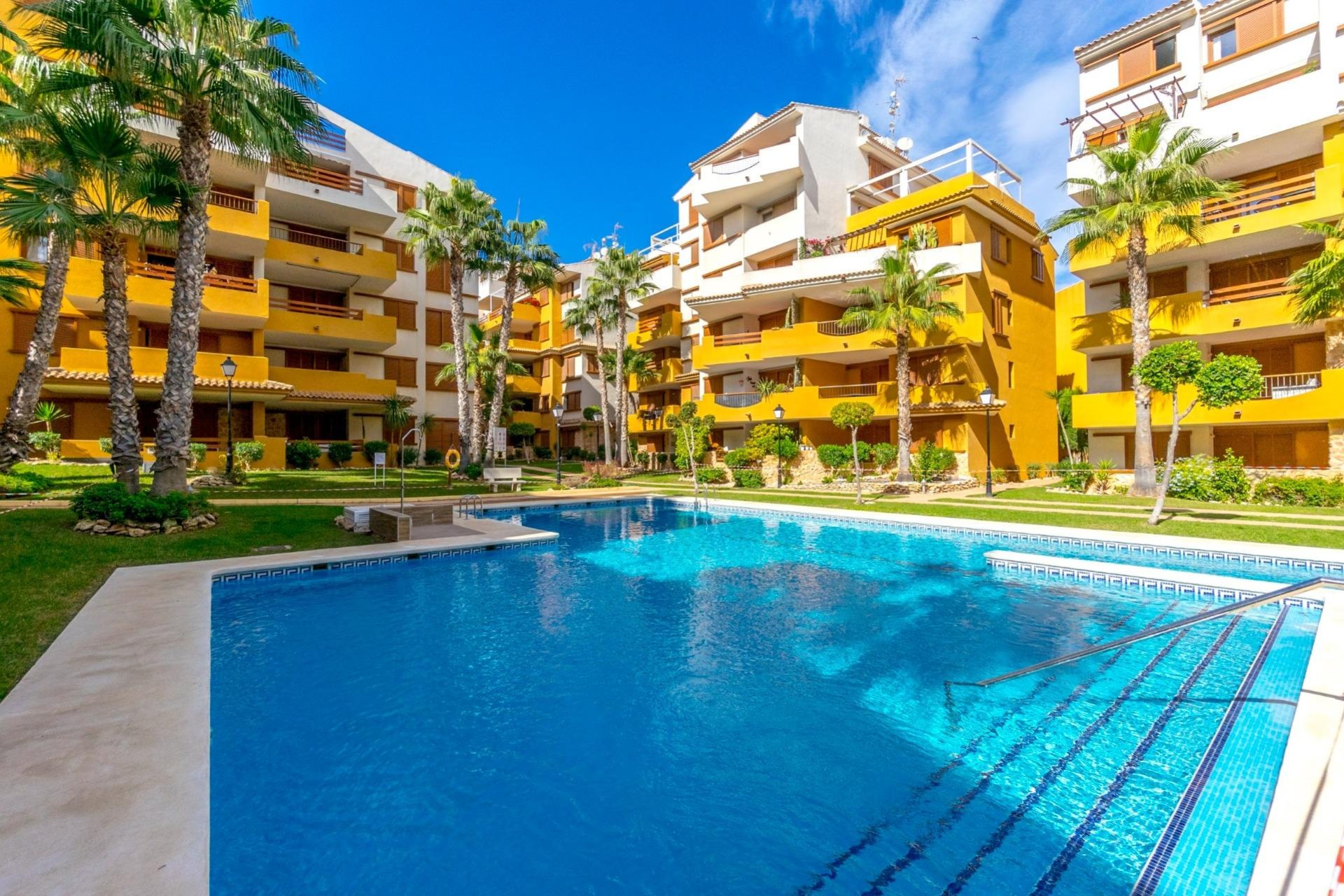 Resale - Apartment - Torrevieja - Punta prima