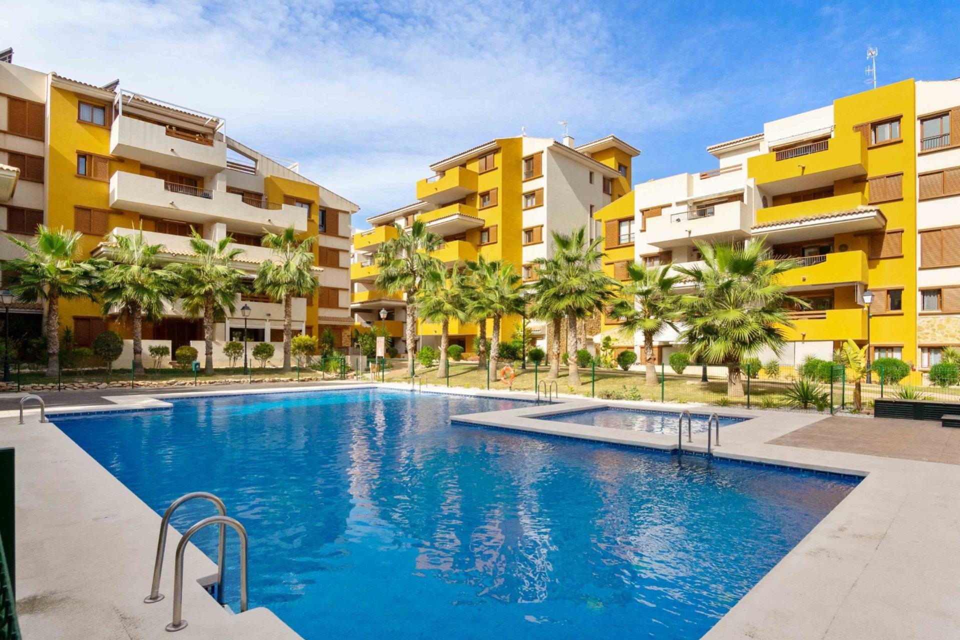 Resale - Apartment - Torrevieja - Punta prima