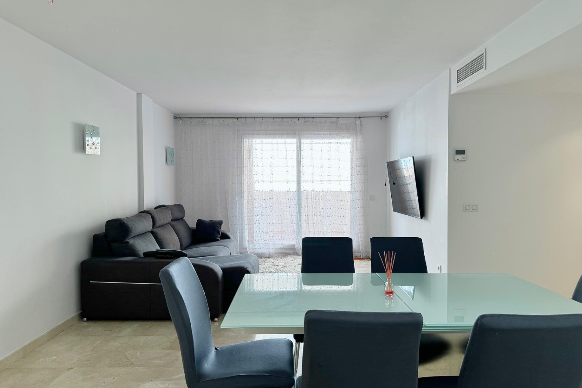 Resale - Apartment - Torrevieja - Punta prima