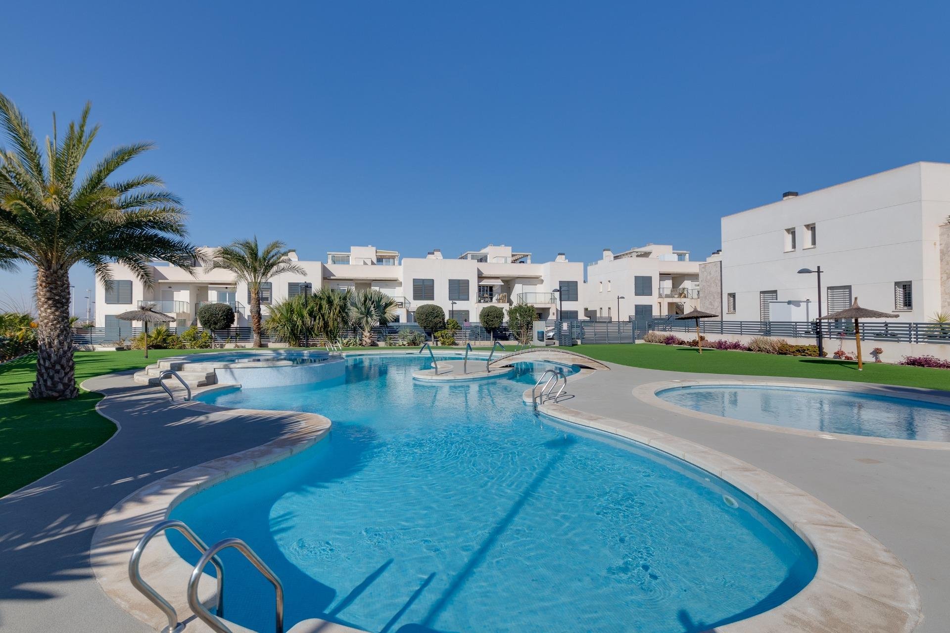 Resale - Apartment - Torrevieja - Sector 25