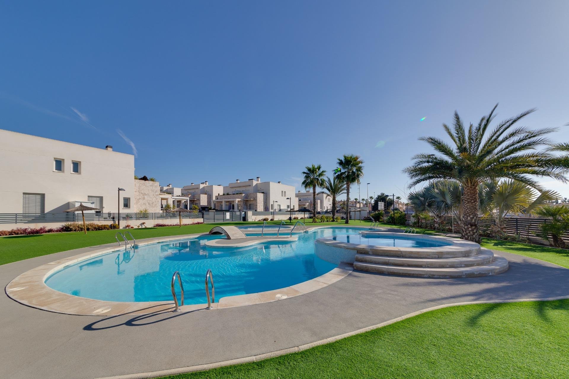 Resale - Apartment - Torrevieja - Sector 25