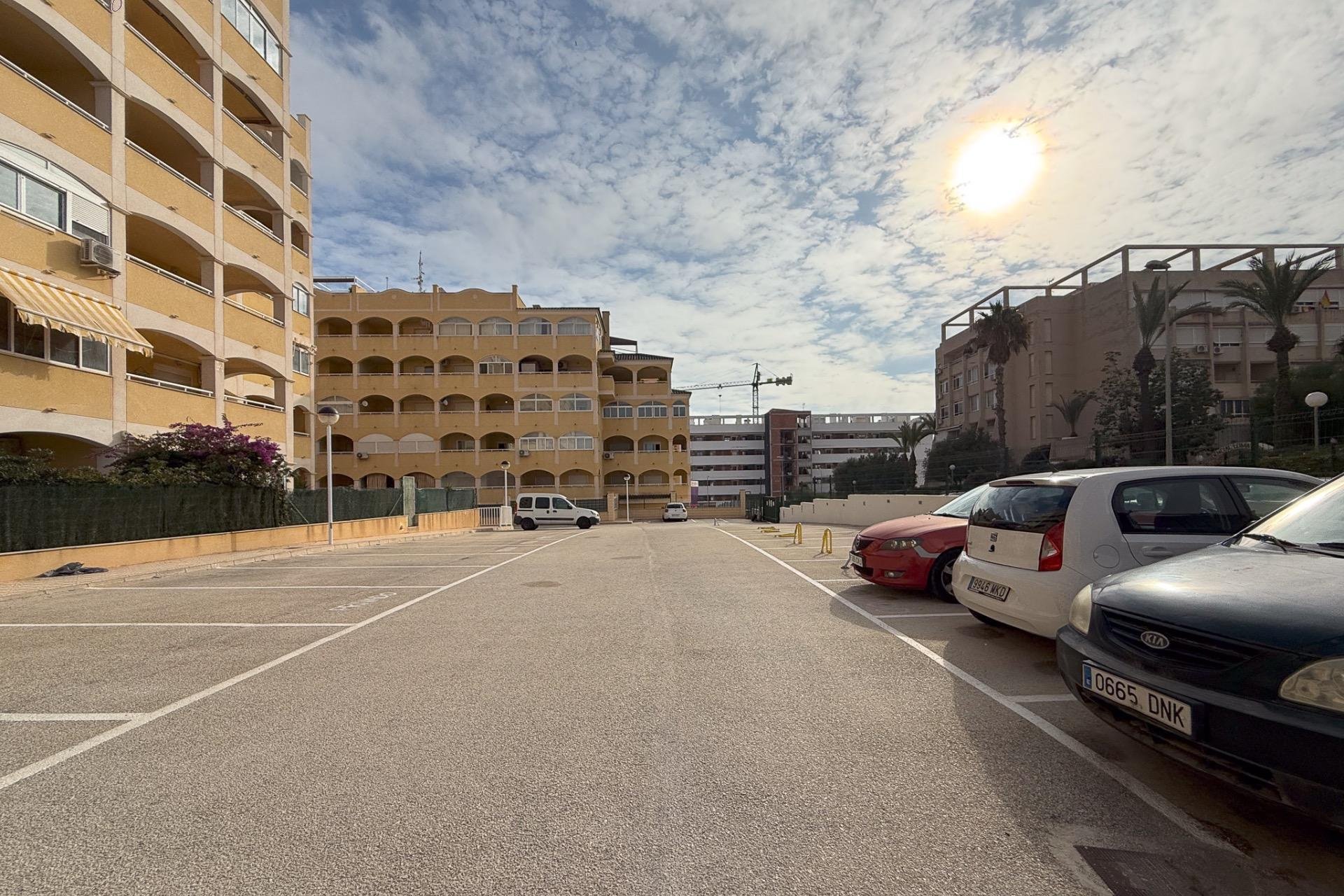 Resale - Apartment - Torrevieja - Torreblanca