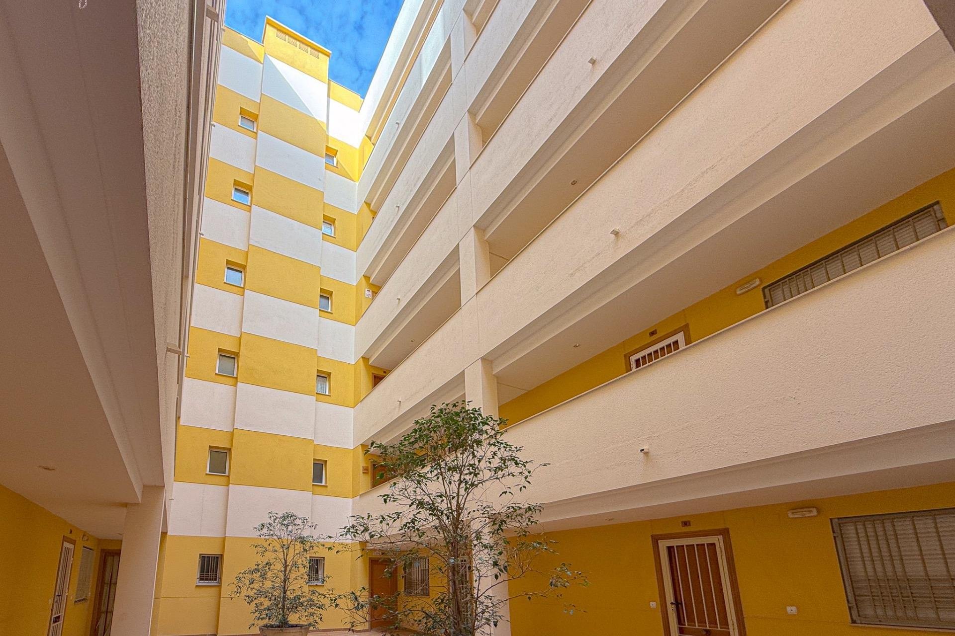 Resale - Apartment - Torrevieja - Torreblanca