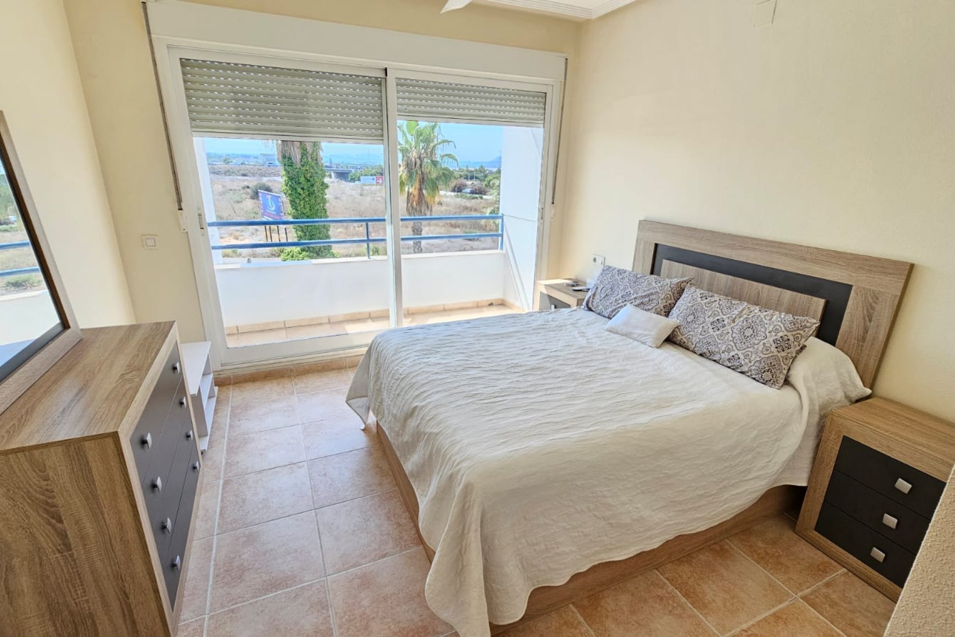 Resale - Apartment - Torrevieja - torrevieja