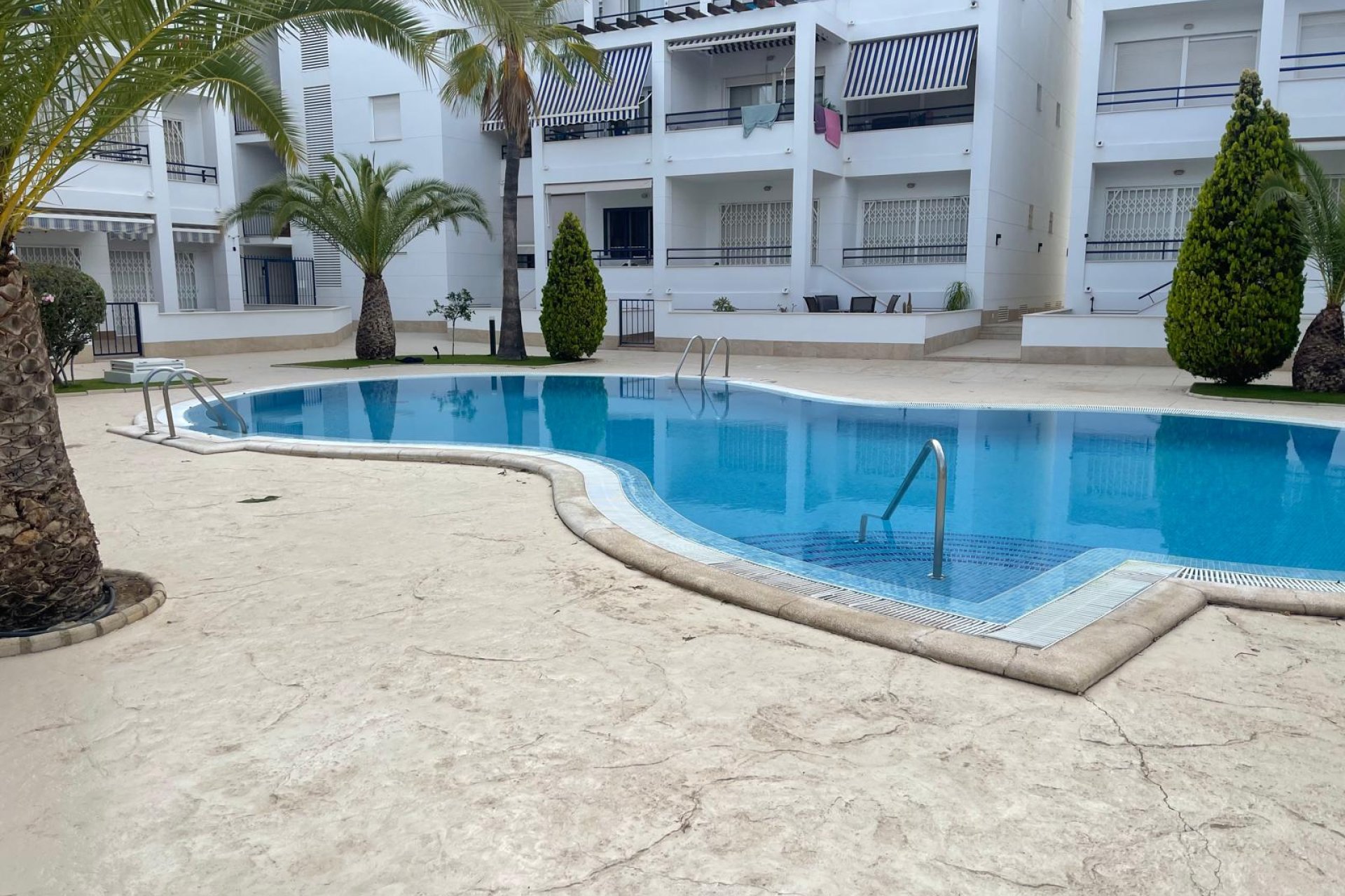 Resale - Apartment - Torrevieja - torrevieja