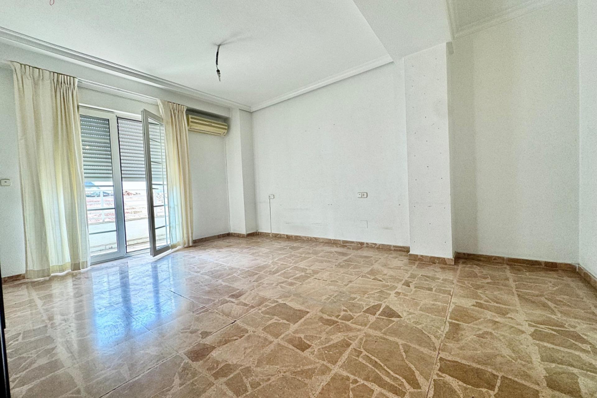 Resale - Apartment - Torrevieja - torrevieja