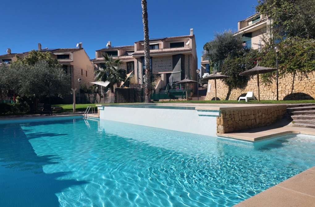 Resale - Bungalow - Alicante - Lloixa