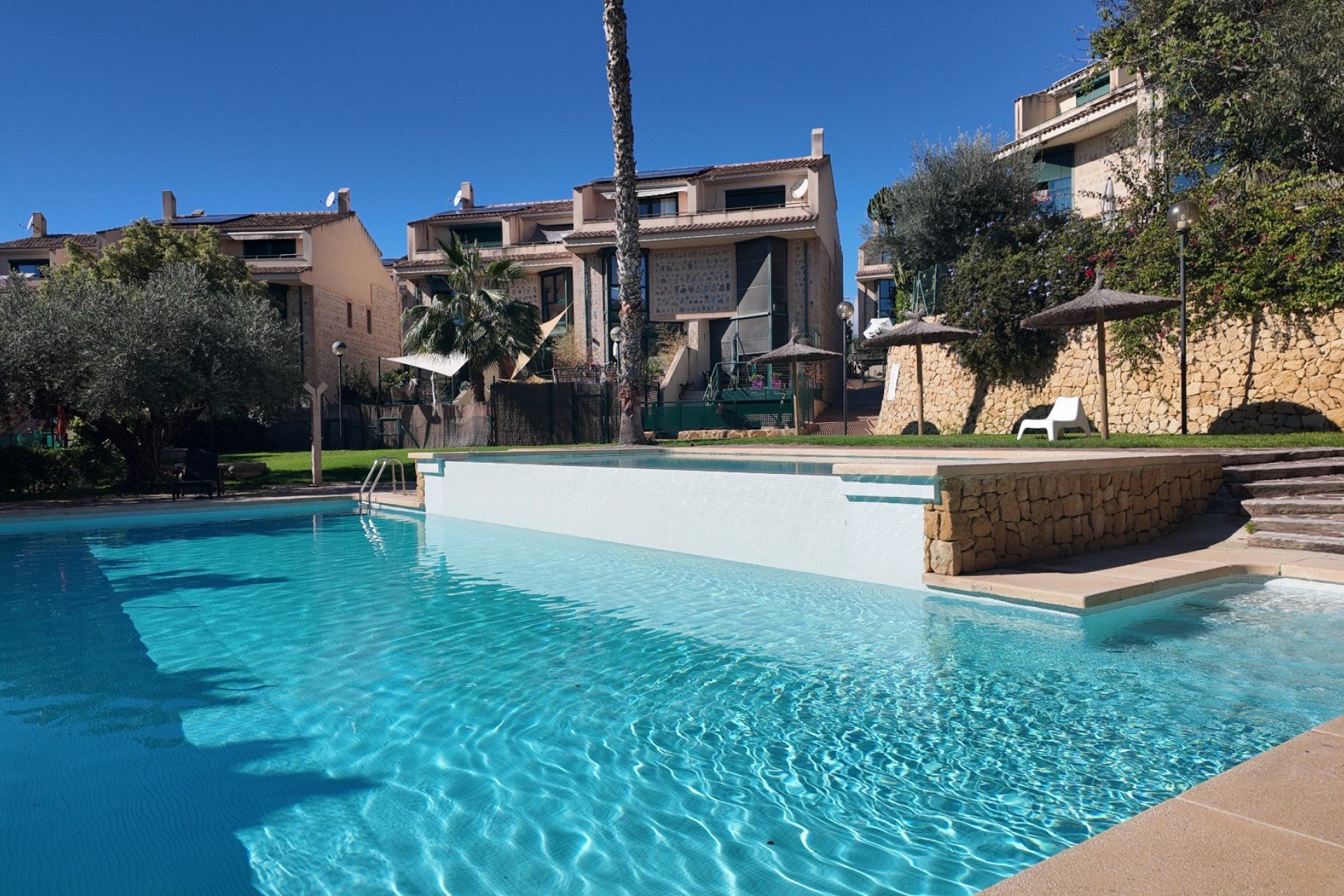 Resale - Bungalow - Alicante - Lloixa