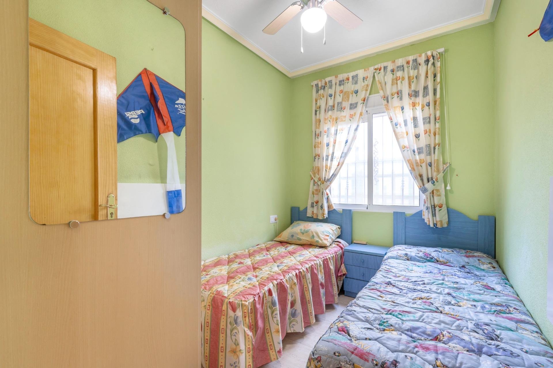 Resale - Bungalow - Orihuela Costa - La Florida