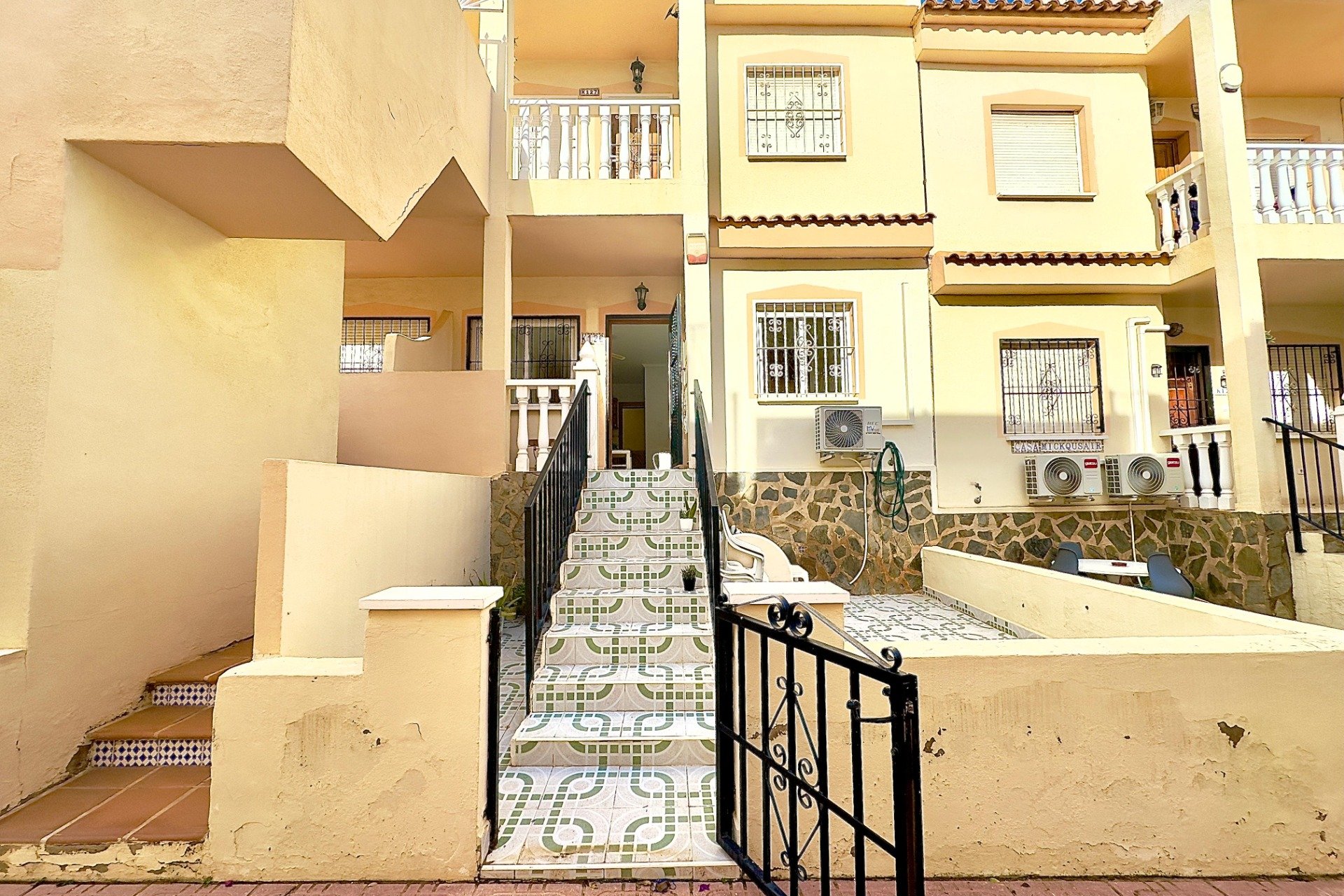 Resale - Bungalow - Orihuela Costa - La Florida