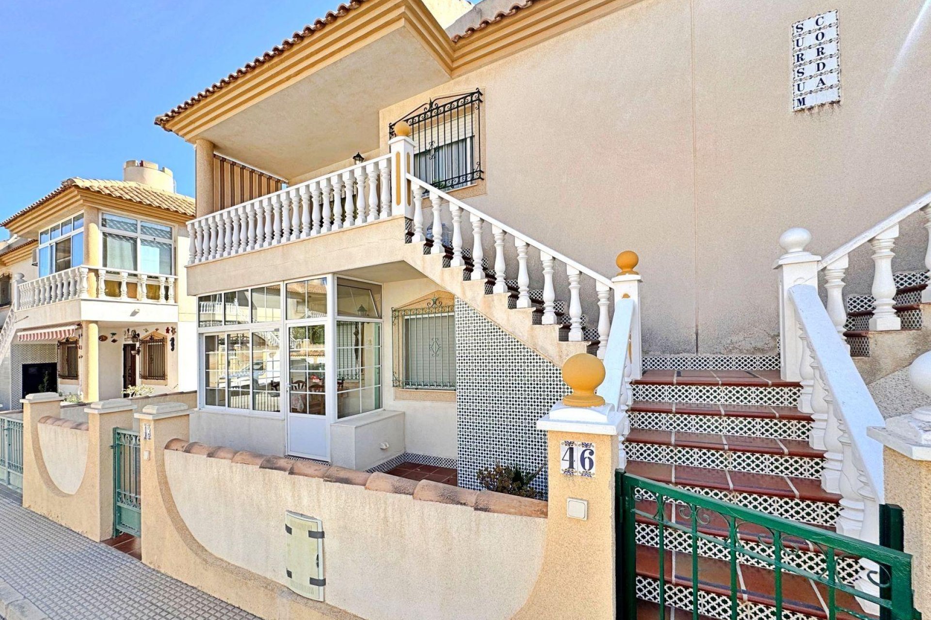 Resale - Bungalow - Orihuela Costa - La Zenia