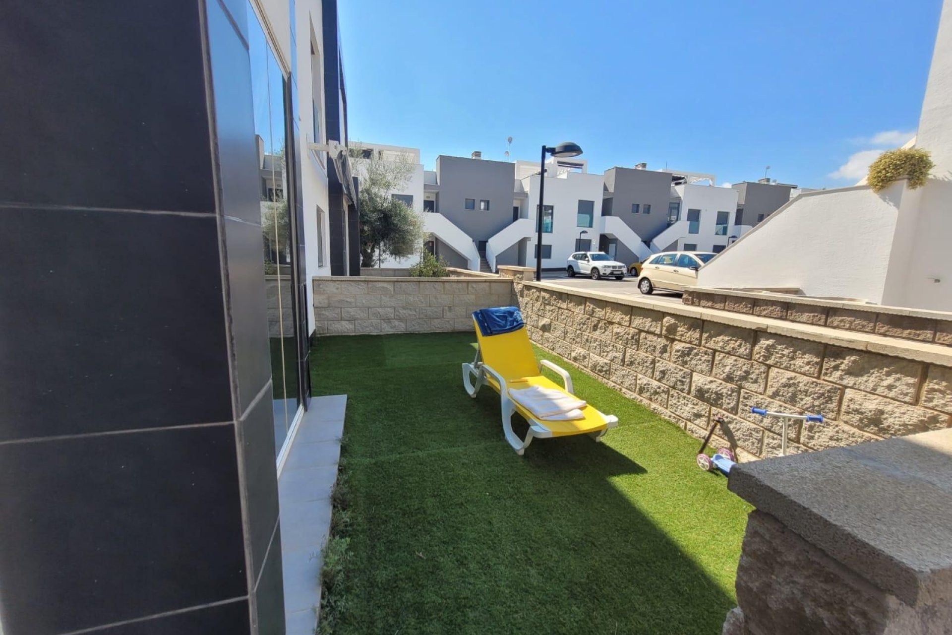 Resale - Bungalow - Orihuela Costa - La Zenia