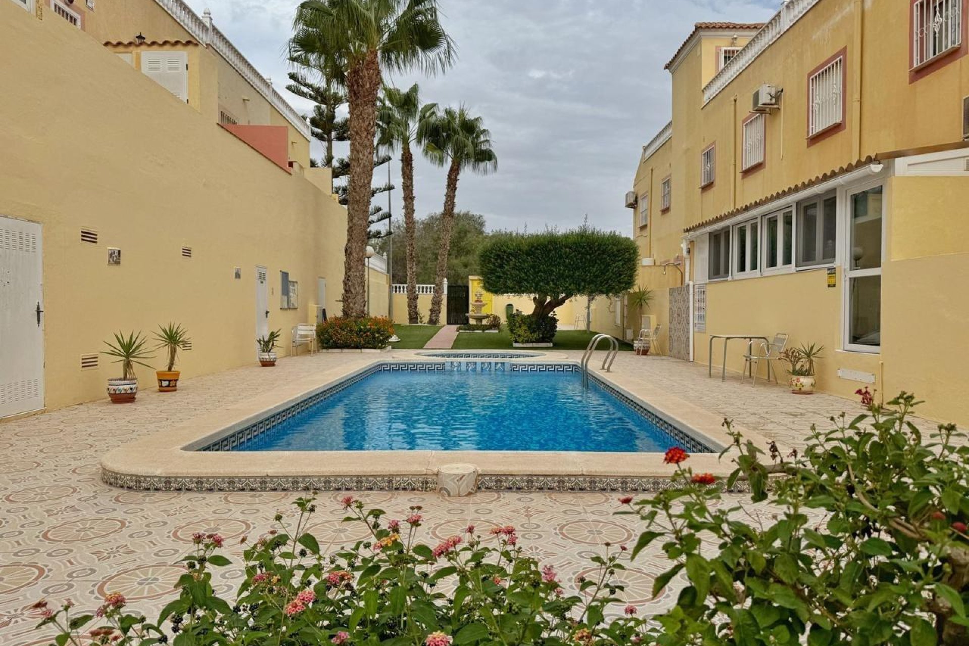 Resale - Bungalow - Orihuela Costa - Las Filipinas